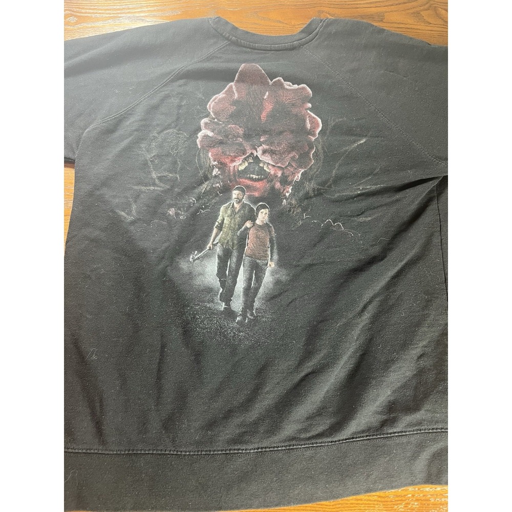 2023 Universal Halloween Horror Nights Last of Us Long Sleeve Shirt Size Large